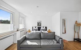 Citychalet-Uni- Boxspringbett Kueche-Ruhig-Parkplatz